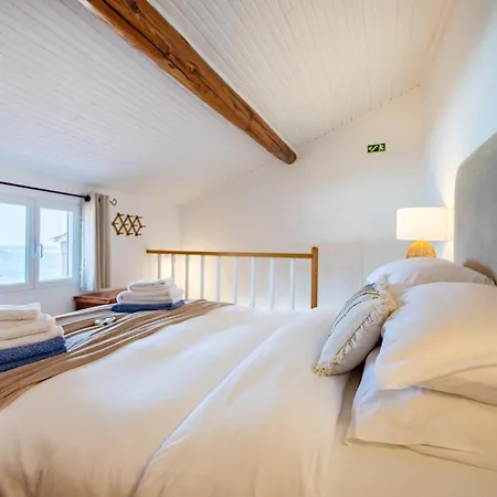 Guestready - Beachfront Casa Da Porto Formoso