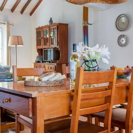 Holiday home Guestready - Beachfront Casa Da Porto Formoso